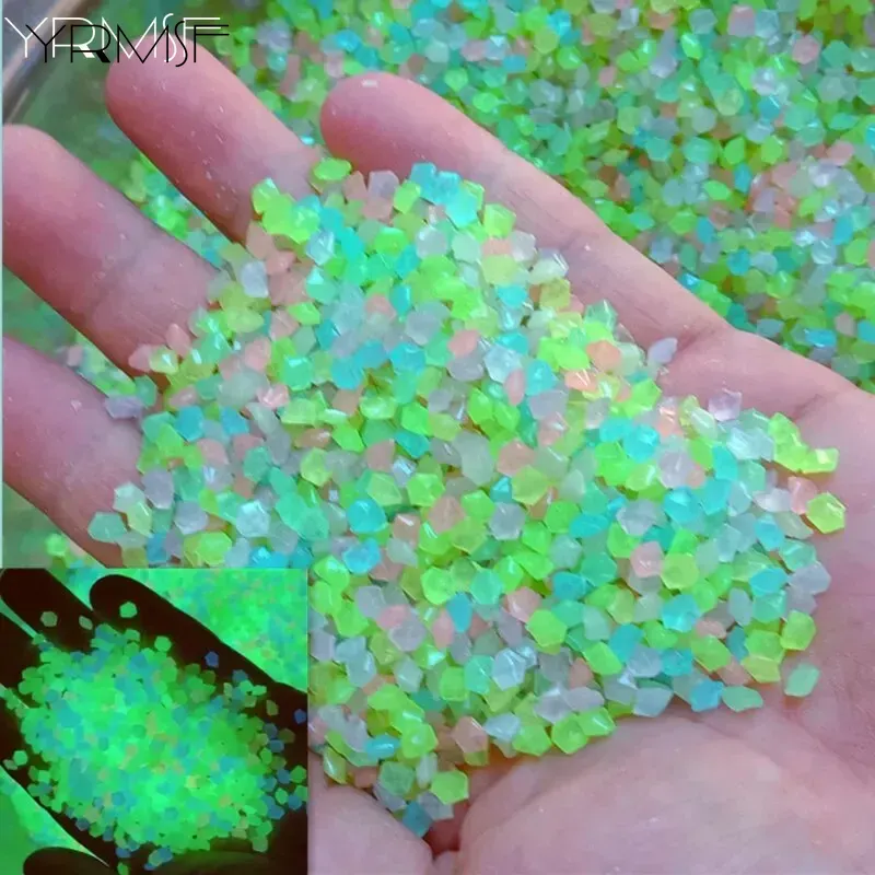 Fish Aquarium Home - 1000 ชิ้น 3-5 มิลลิเมตรทรายเรืองแสงใน Dark Pebbles